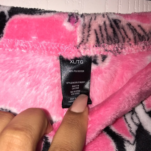 Pajama set - Picture 4 of 4